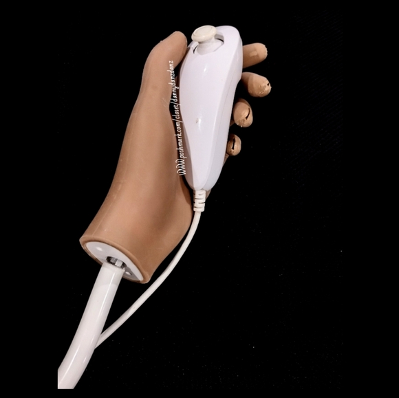 White Nintendo Nunchuk Controller for the Wii - Picture 2 of 2